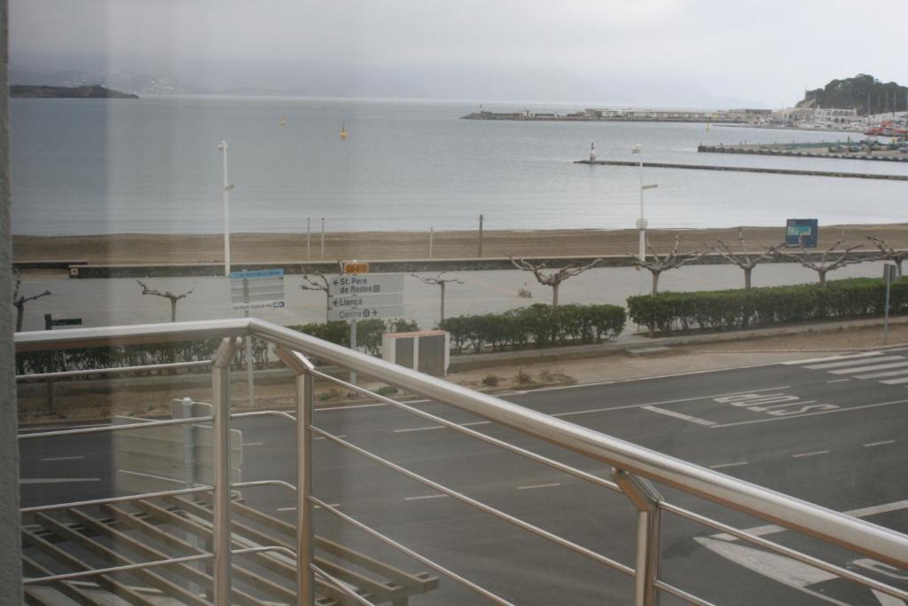 Cal Mariner Hotel
